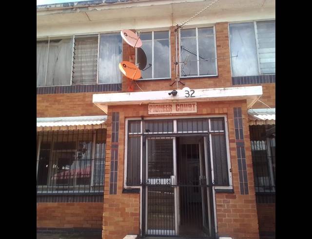 4 BEDROOM APARTMENT FOR SALE IN LA ROCHELLE